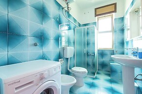 4100 Sisters' House by Barbarhouse