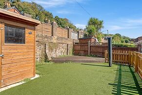 Knights Rest -beautiful Home in Dover With Parking