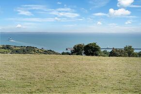 Knights Rest -beautiful Home in Dover With Parking