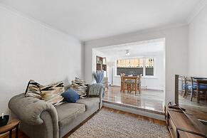 Knights Rest -beautiful Home in Dover With Parking