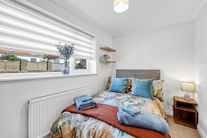 Knights Rest -beautiful Home in Dover With Parking