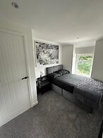 New High Spec 3 Bedroom Holiday Home