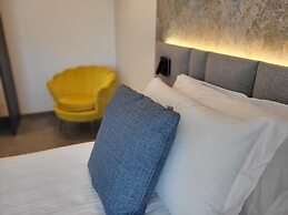 Attilio High Living Suites - Adults Only