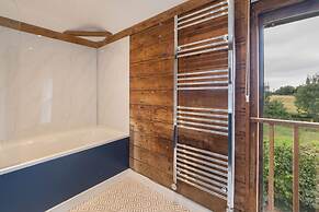 Host Stay Downs Farm Granary