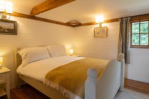 Host Stay Downs Farm Granary