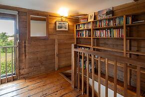 Host Stay Downs Farm Granary