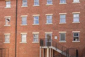 Host Stay Shipwright Lodge