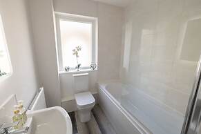 Host Stay Shipwright Lodge