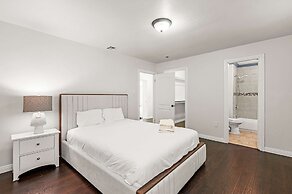 Comfortable Pasadena Retreat With Good Location