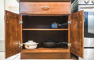 Comfortable Pasadena Retreat With Good Location