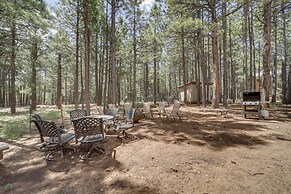 Fire Pit & Grill: Spacious 'forest Lakes Chalet'