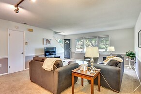 Seneca Escape w/ Screened Patio: Near Lakes!