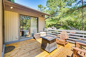 Pinehurst Home: Fire Pit, BBQ + Golf Course View!