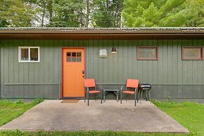 Community Rec Center: Outdoor Haven in Hillsgrove!
