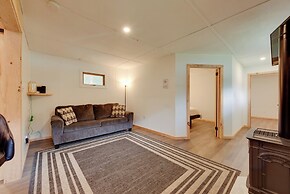 Community Rec Center: Outdoor Haven in Hillsgrove!