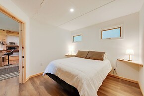 Community Rec Center: Outdoor Haven in Hillsgrove!