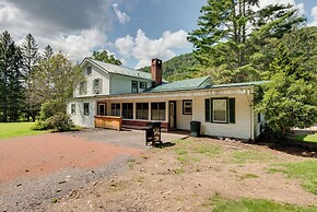 Pet-friendly Home w/ Game Room in Hillsgrove!