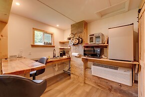 Pet-friendly Hillsgrove Cabin w/ Community Perks!