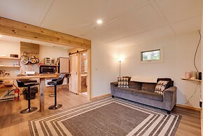 Pet-friendly Hillsgrove Cabin w/ Community Perks!