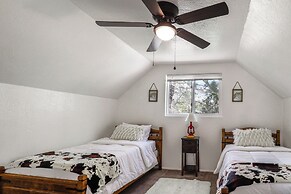 Family-friendly Albuquerque Home Near Rio Grande!