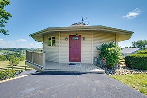 Millersburg Getaway w/ Amish Country Views!