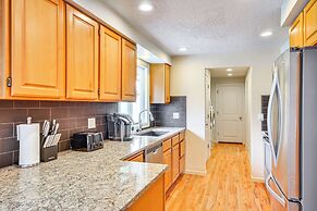 Milwaukie Home w/ Outdoor Dining Space