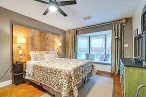 ~ 4 Mi to Downtown: Historic Austin Apartment