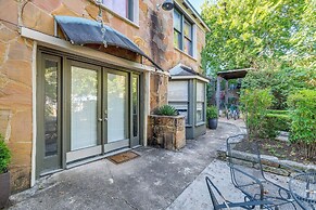 ~ 4 Mi to Downtown: Historic Austin Apartment