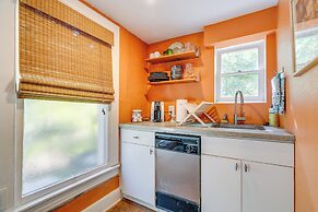 4 Mi to Dtwn: Pet-friendly Austin Studio