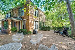 4 Mi to Dtwn: Pet-friendly Austin Studio