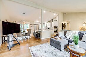 Bremerton Home w/ Fire Pit Near Parks & Museums