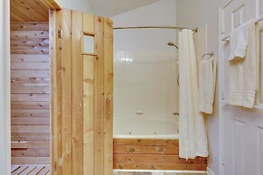 Bryce Resort Getaway w/ Sauna, 1 Mi to Lake Beach!