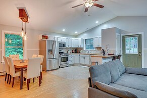 Cabin w/ Beach Access in Brant Lake: Dogs Welcome!