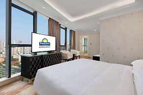 Days Inn by Wyndham Chongqing Jiulongpo