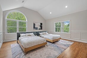 The President Mansion Luxurious 7br Family Retreat 7 Bedroom Home by R