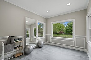 The President Mansion Luxurious 7br Family Retreat 7 Bedroom Home by R