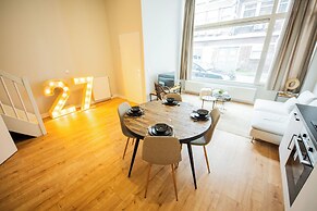 Alphabet Apartments Bredestraathof