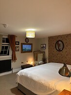 Royal Oak Retreat in Lewes