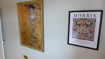 Royal Oak Retreat Near Lewes, Stunning Whole Flat