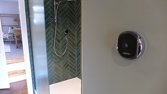 Royal Oak Retreat Near Lewes, Stunning Whole Flat