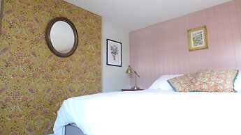 Royal Oak Retreat Near Lewes, Stunning Whole Flat