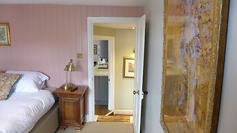 Royal Oak Retreat Near Lewes, Stunning Whole Flat