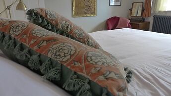 Royal Oak Retreat Near Lewes, Stunning Whole Flat