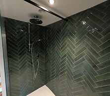 Royal Oak Retreat Near Lewes, Stunning Whole Flat