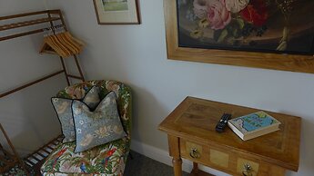 Royal Oak Retreat Near Lewes, Stunning Whole Flat