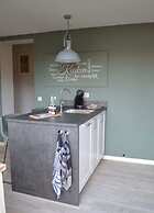 Zeeschelp Comfortable Holiday Residence