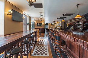 Dev Hotel and Conference Centre