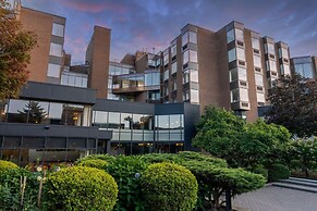 Dev Hotel and Conference Centre