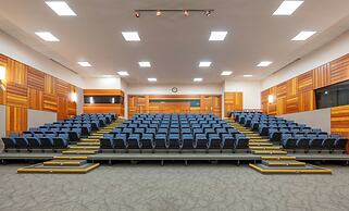 Dev Hotel and Conference Centre