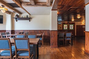 Dev Hotel and Conference Centre